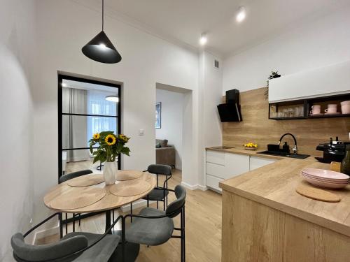 Konyha, LUNA Apartments in Jelenia Góra