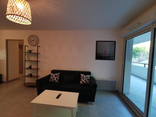 Magnifique T3 pour 8 personnes a Montpellier, WIFI, PARKING in Marie-Therese