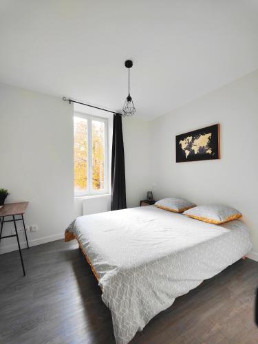 2en1 9 Personnes Max Stationnement proche & gratuit Wifi