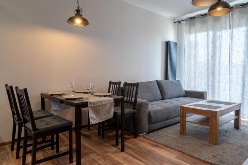 Komfortowy Apartament Nadbrzeżna blisko Warszawy z Parkingiem (Komfortowy Apartament Nadbrzezna blisko Warszawy z Parkingiem) in Олтажев