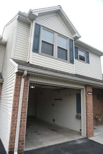 Entire townhouse close to Hershey Park