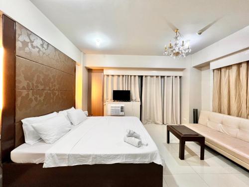 Luxury Hotel Type Condo near NAIA Manila Airport, Manila (photo 4)