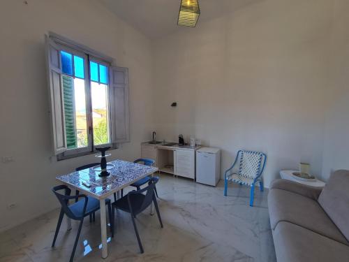 Suite with Terrace image 5