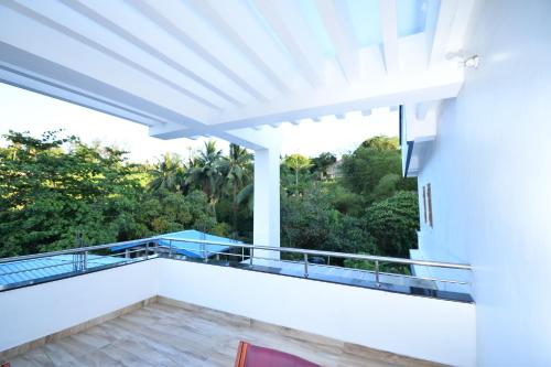 ทัศนียภาพ, The Hook BnB near พิพิธภัณฑ์ป่าไม้และชาธัม ซอว์มิลล์