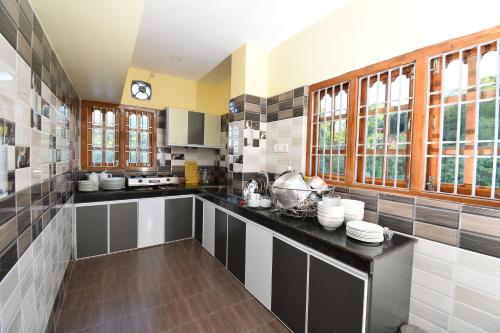 ทัศนียภาพภายนอกโรงแรม, The Hook BnB near พิพิธภัณฑ์ป่าไม้และชาธัม ซอว์มิลล์