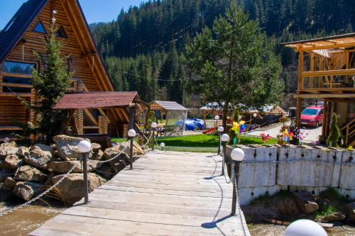 Pensiunea La Sishe Valea Putnei in Valea Putnei