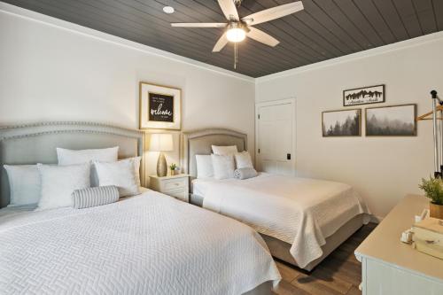 Two-Bedroom House image 6