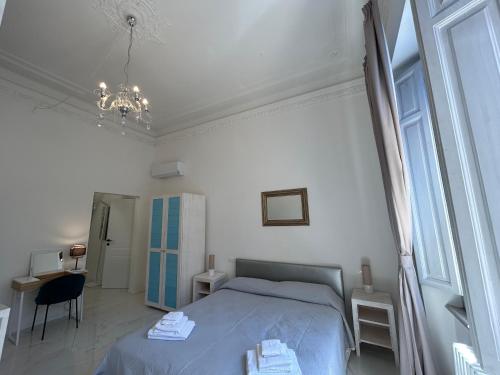 Deluxe Suite image 9