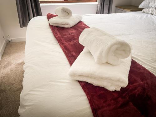 Spacious, central and newly decorated apartment