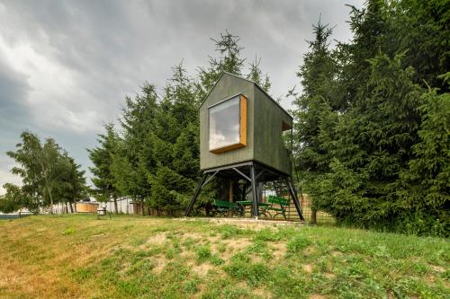 Obytny posed Sach in Borovna