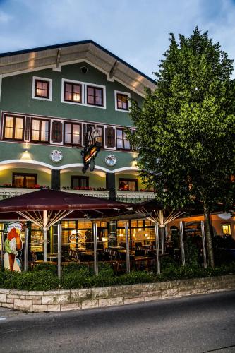  Pension Café Maier, Pension in Golling an der Salzach