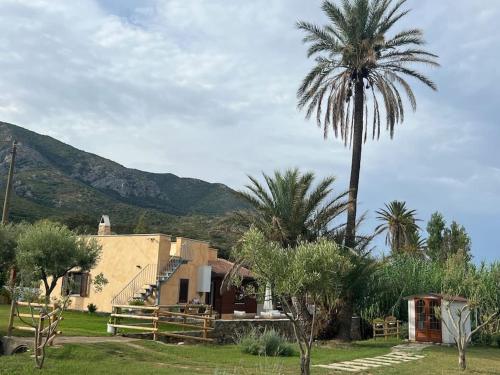  Villa Angelica, Ferienwohnung in Buggerru