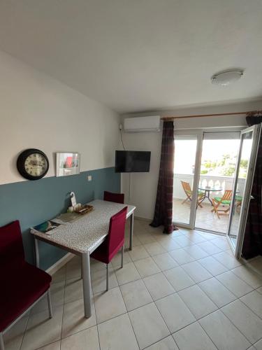 Apartments Edina - image 6