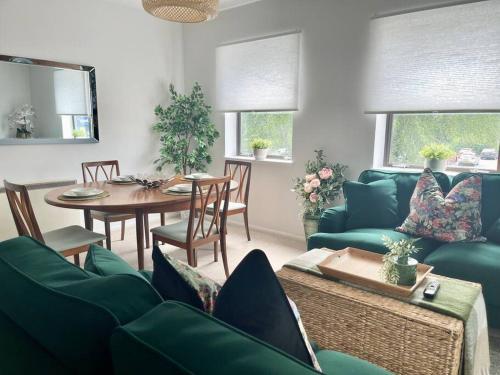 Luxury Spacious 2 bed Apartment in Carterton