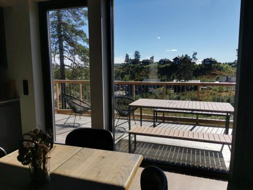 Brand new mountain cabin in 시스스레백