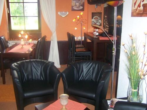 Hotel Am Ufer - image 12