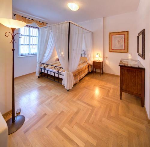 Suite Mimoza