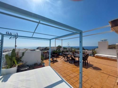 Isleta apartamento con terraza, vistas y WIFI in La Isleta Del Moro