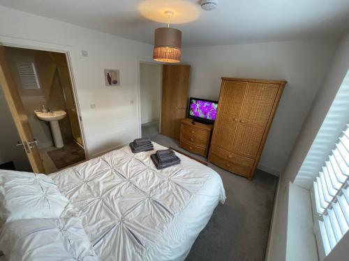 Picture of 2 Bed 2 Bathroom Gated Apartment 1 Inc Free Parking