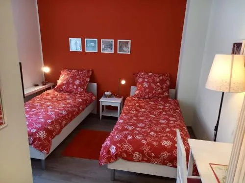 "Die Senfbude" im Südosten Leipzigs - schöne, ebenerdige Apartments mit Stellplatz und Terrasse in Leipzig, Deutschland