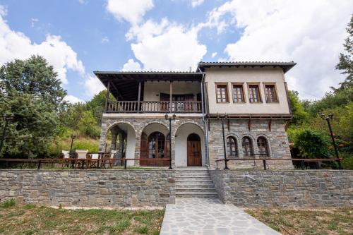 Zenios Dionysos - Traditional villa