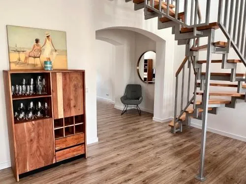 Apartment Kander 140 m2 mit Massagesessel in Görlitz, Deutschland