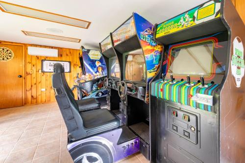 Bethel Woods Retreat - wPool, Hot Tub & Arcade! in Mongaup Valley, USA