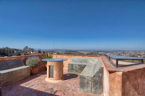 ระเบียง/ชานเรือน, Casa Puesta del Sol w/views slps 8 3 bths 3 bed in การากอล