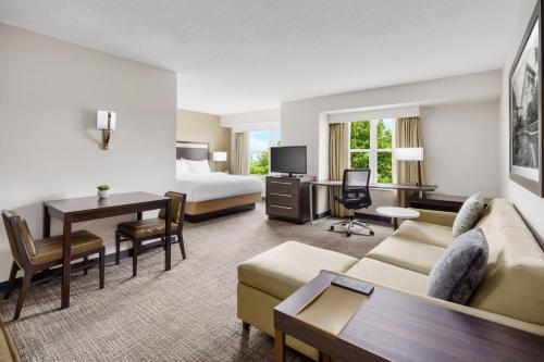 Residence Inn by Marriott Boston Franklin