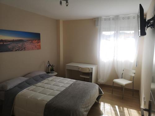 Habitación privada en hostal cerca aeropuerto Norte