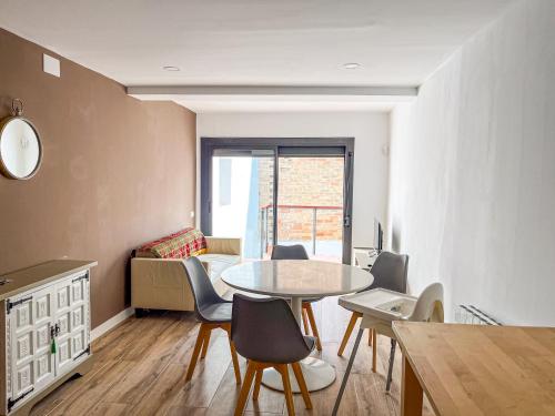 Casa Yama - Renovated House in the Center of Berga