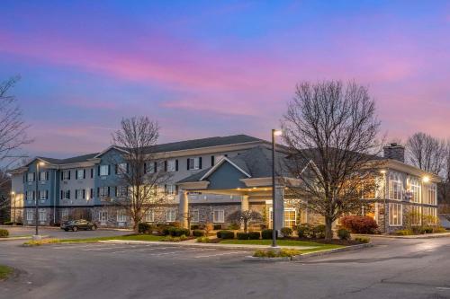 Comfort Inn & Suites East Greenbush - Albany