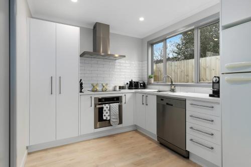 Hillside Haven House & Unit