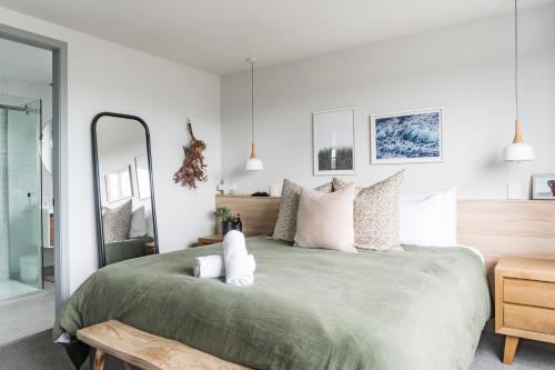 Hillside Haven House & Unit