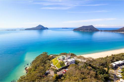 Columbia Views 2 Aircon WI FI Netflix Views and Boat Parking in Port Stephens