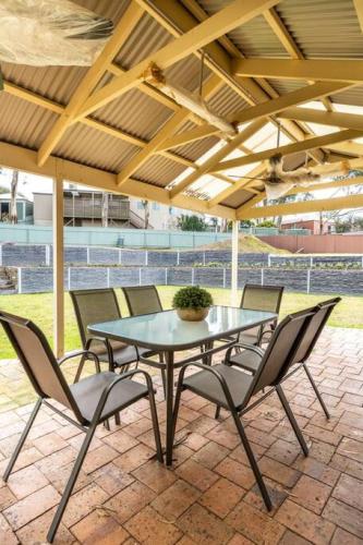 Escape to Adelaide Hills - Spacious Country Stay - St Ives