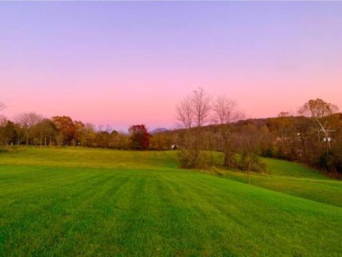 The Barn at Evermore: riverfront retreat w/hot tub, Luray (fotografie 4)