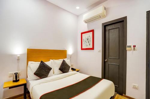 Super Townhouse 380 Sector 19 Indiranagar Near Fun Republic Mall