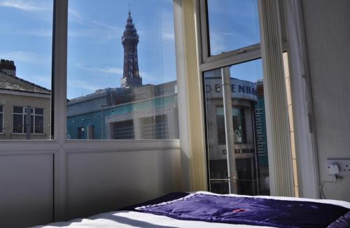 Cheers Hotel – Blackpool