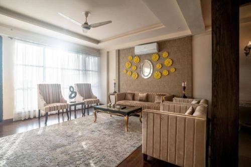 Shelton's Suites Bhurban - image 10