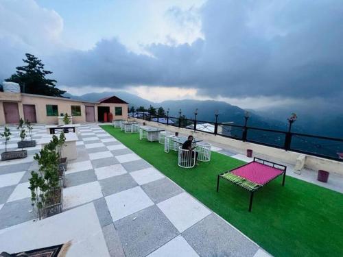 Shelton's Suites Bhurban - image 8