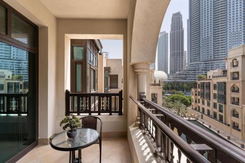 Classic & New - 1BR Apartment in OldTownDowntown - Allsopp&Allsopp - image 13