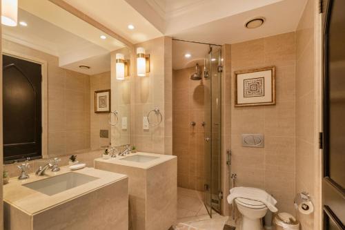 Classic & New - 1BR Apartment in OldTownDowntown - Allsopp&Allsopp - image 9