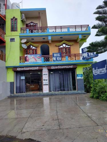 Hotel Pine View Dheera