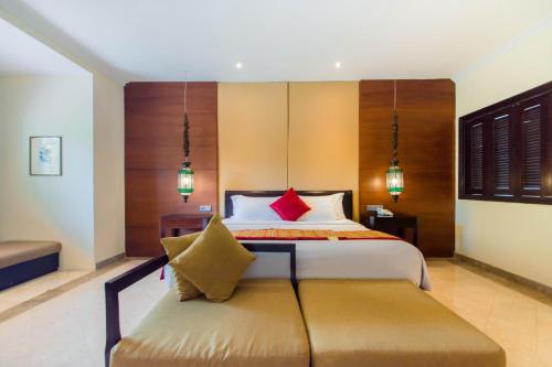 Two-Bedroom Villa with Private Pool image 8