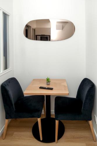 Nets Inn Apartments - Buttes Chaumont D Room Type - One-Bedroom Standard Apartment