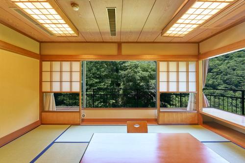 Japanese-Style Room Selected at Check-In