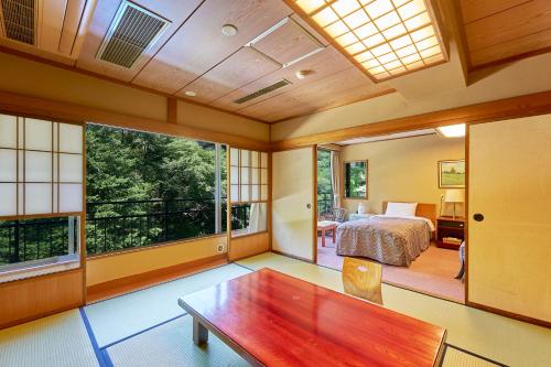  Japanese-Western Style Room