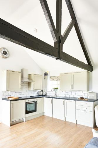 Cromhall Farm in Kington St. Michael