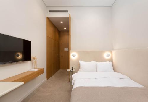 1 double bed